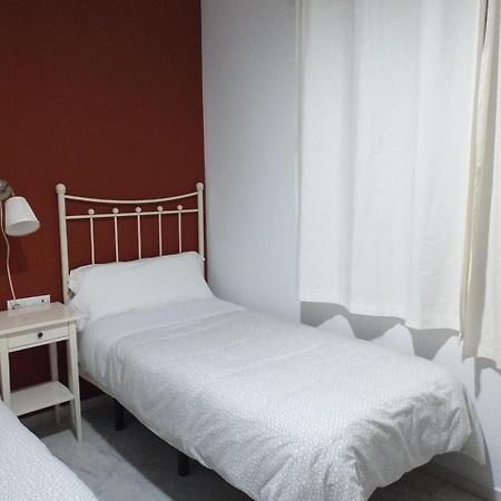 Hostal Monteluna Rociana Exteriér fotografie